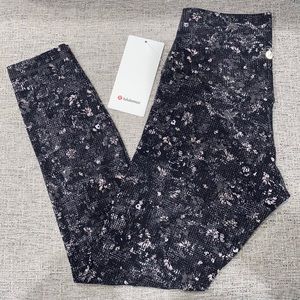 NWT Lululemon Align High Rise 25” Size 6 Legging